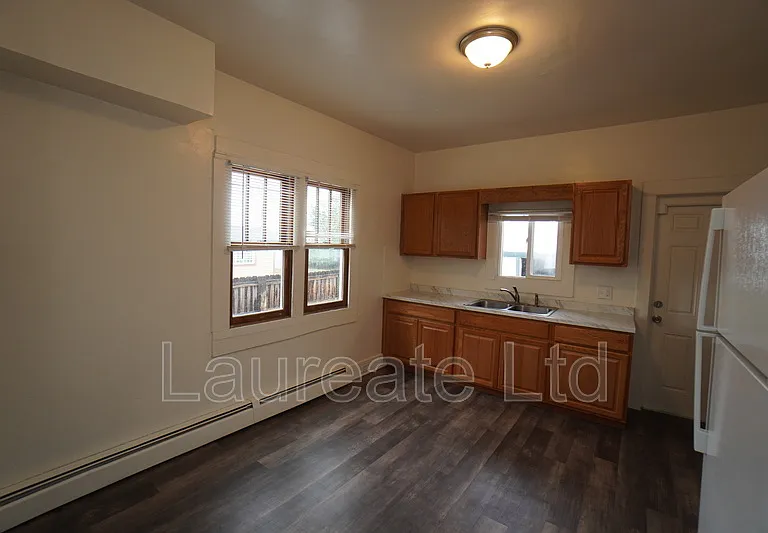 1440 Kenton St — Photo 10