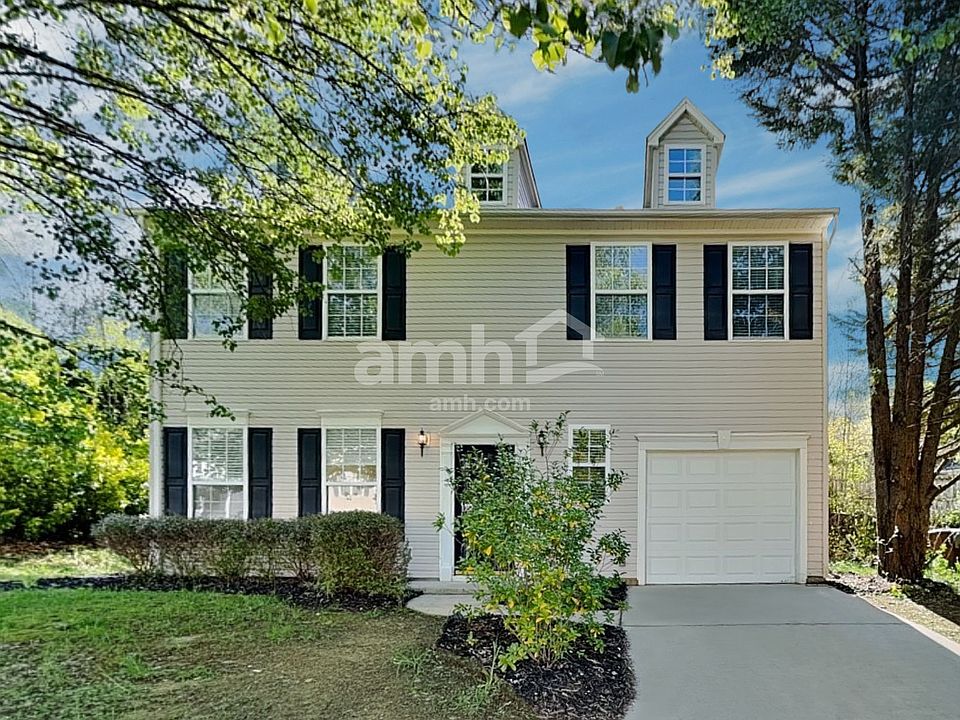 1st image of 5202 Carriage Woods Dr