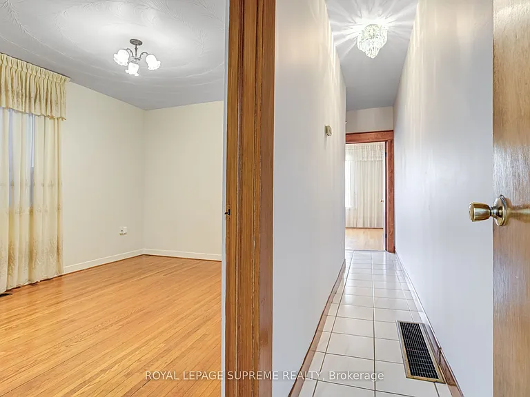 160 Shanly St #MAIN LOWER — Photo 16