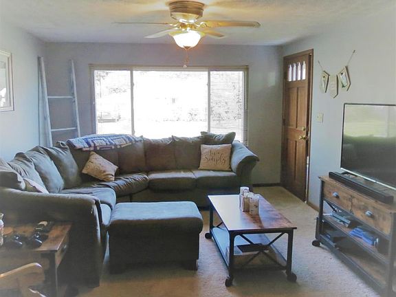 5th image of 965 Binns Blvd