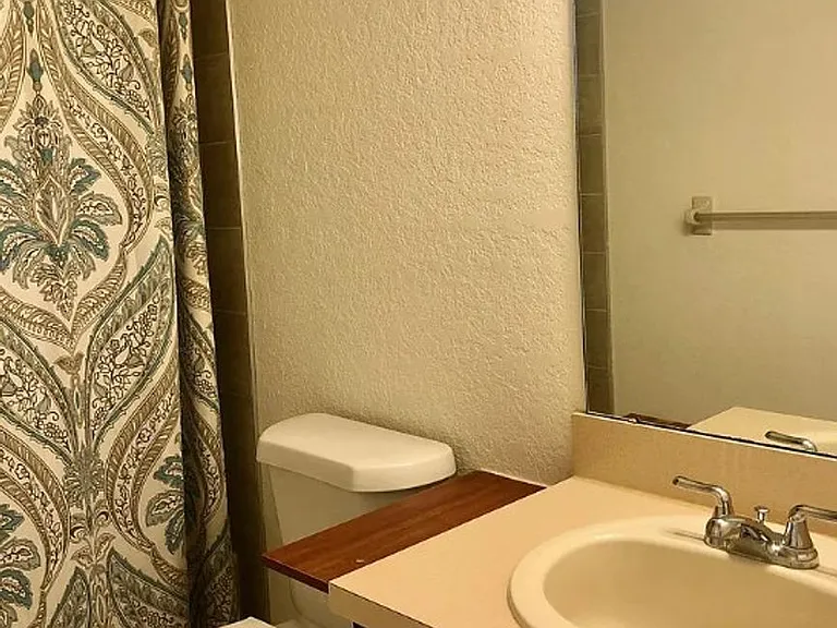 16547 Lake Brigadoon Cir — Photo 11