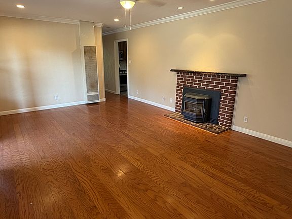 3rd image of 103 F St