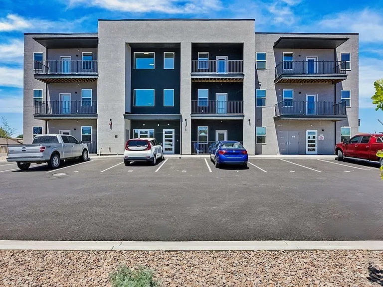11-919 Kimball Avenue-11- Use