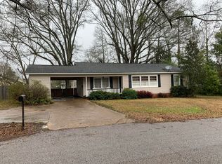 522 Welch St, Philadelphia, MS 39350