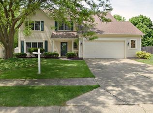 10824 Briar Stone Ln, Fishers, IN 46038