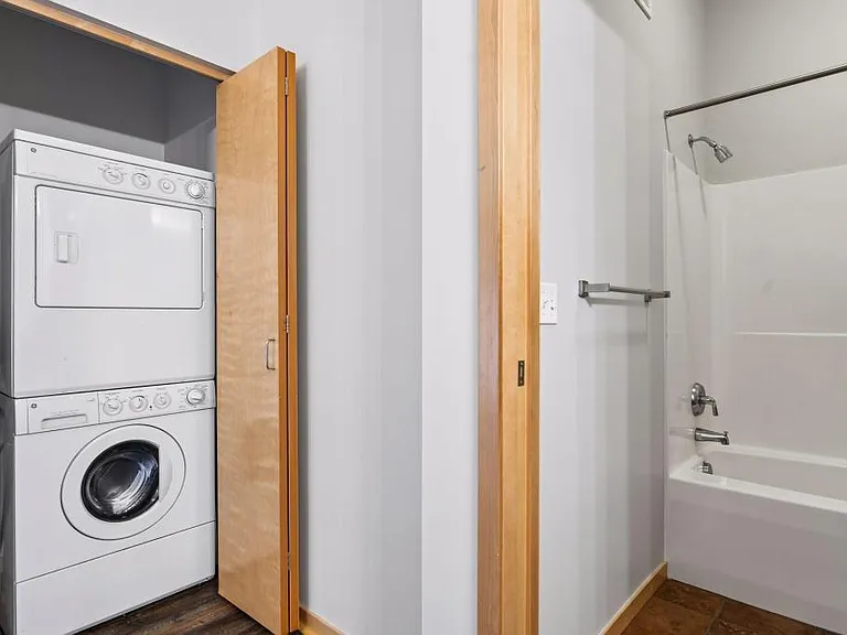 4525 Park Commons Dr #205 — Photo 6