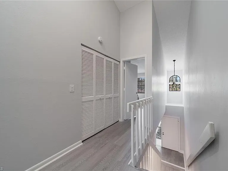 820 Meadowland Dr #D — Photo 12