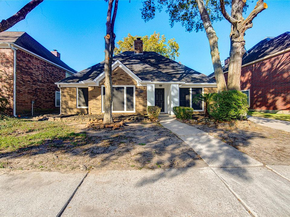 1st image of 5931 Thom Rd