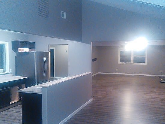 
dining/living room 