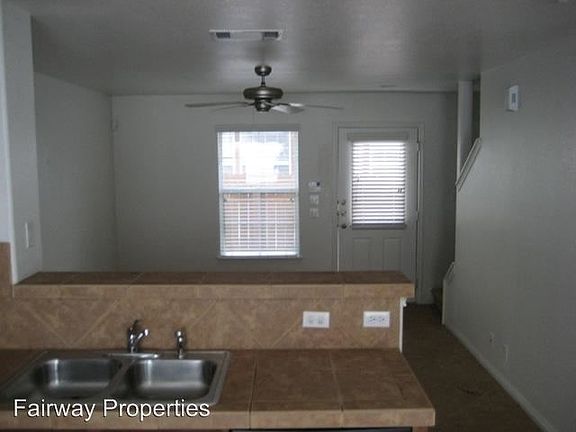 4th image of 5409-B Evans Ave