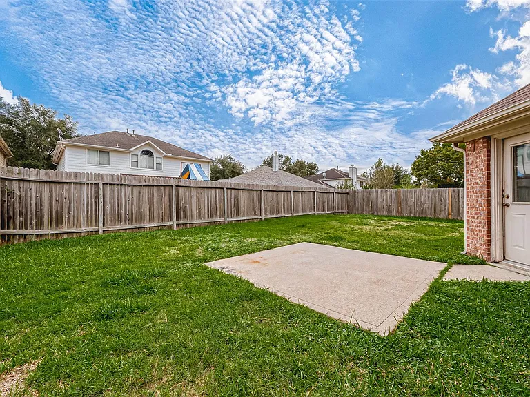 11814 Copperas Creek Dr — Photo 34