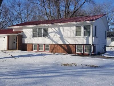 405 Blackhawk St, Ackley, IA, 50601