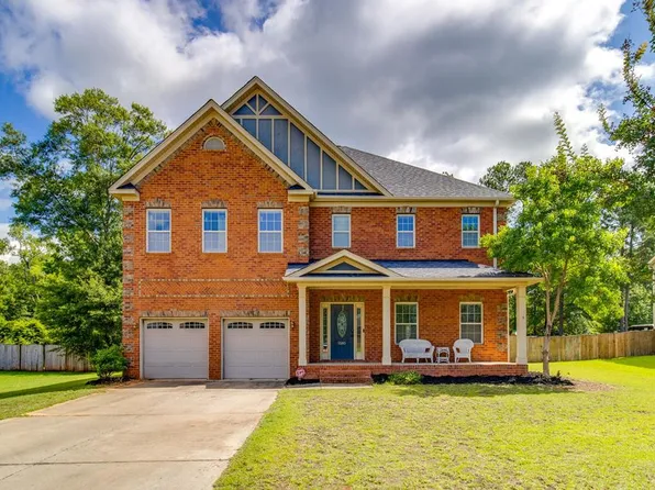 5585 Pershing Dr, Dalzell, SC 29040