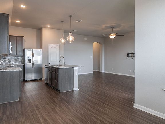 5th image of 3972 Aransas Dr