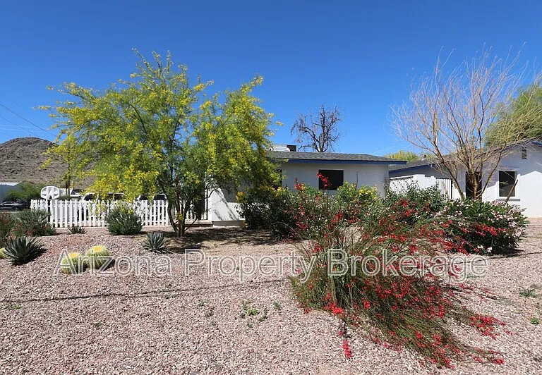 9603 N 5th St #B — Photo 1