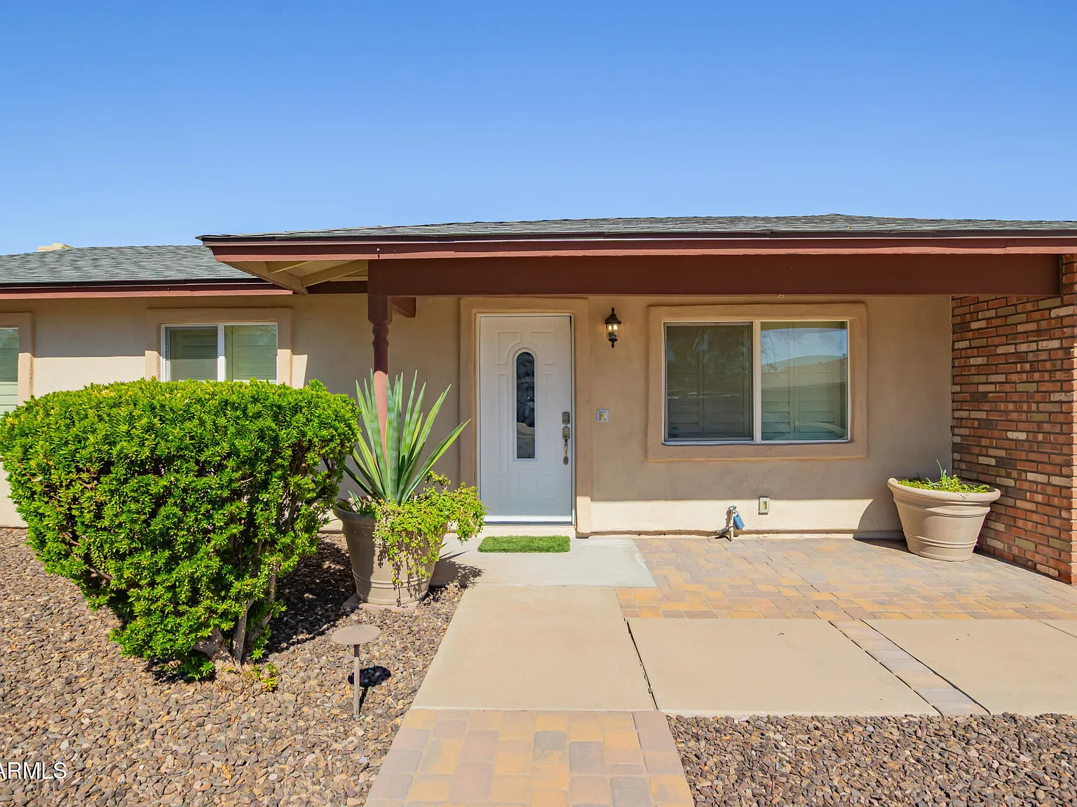 3 bed, 2.0 bath, 1482 sqft, $2,500 — Photo 4