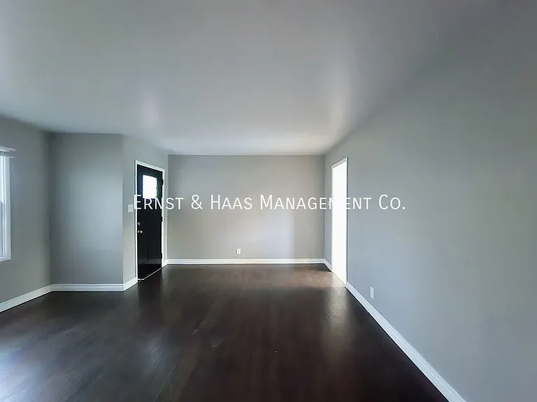 13414 Lynne Dr — Photo 4