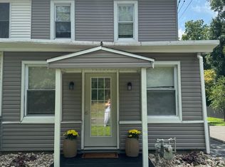 908 Mill Rd, Andalusia, PA 19020