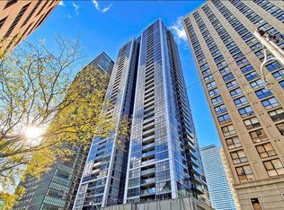 28 Ted Rogers Way #3902, Toronto, ON M4Y 2J4
