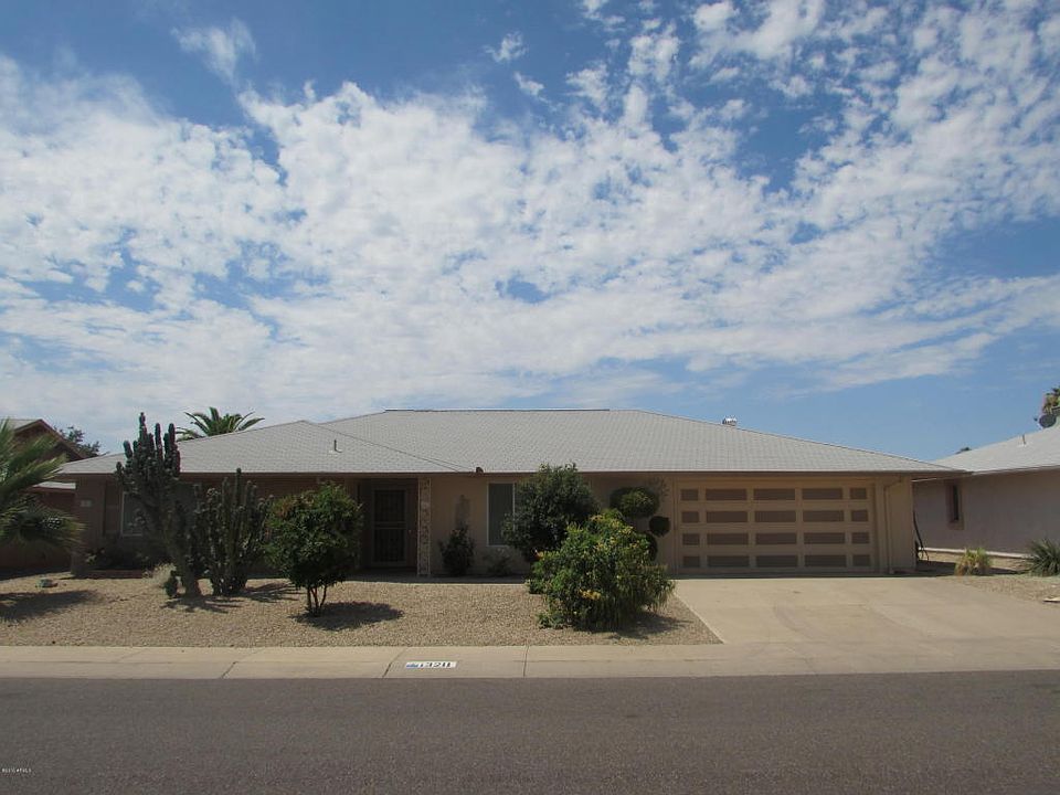 1st image of 13211 W La Terraza Dr