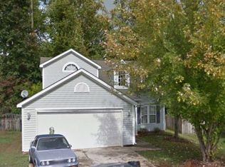 9827 Veronica Dr, Charlotte, NC 28215