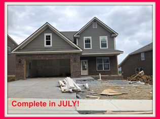 322 Black Thorn Ln #153, Gallatin, TN 37066