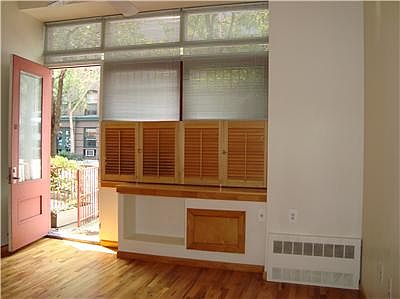2nd image of 463 W 35th St APT 1E