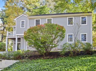 95 Locust Rd, Pleasantville, NY 10570