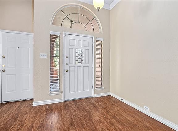 4th image of 8339 High Brush Dr