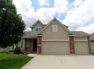 1103 NW Cedar Ln, Grain Valley, MO 64029