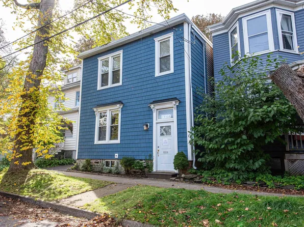 1544 Henry St, Halifax, NS B3H 3J9