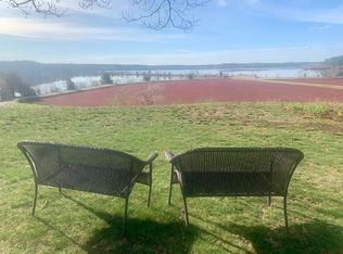 57 Long Point Rd #104, Lakeville, MA 02347