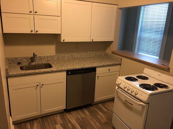 3rd image of 2378 Wheeler St APT 2