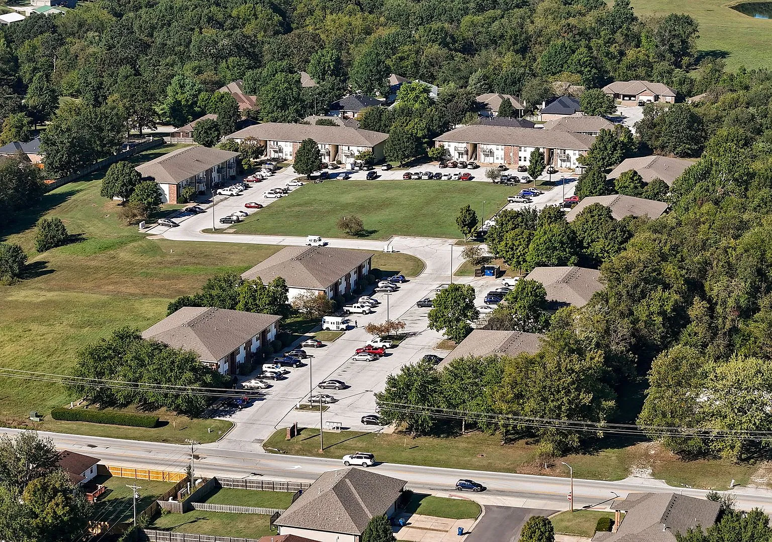 Eaglewood Apartments LLC — Photo 2