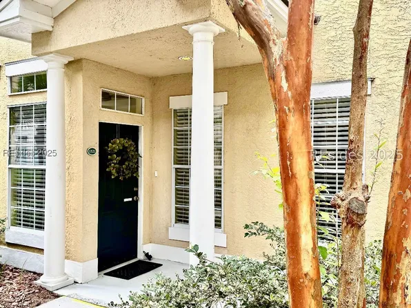 4 Indigo Run Dr APT 1521, Hilton Head Island, SC 29926