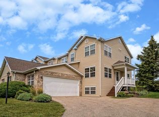 21 Waterford Cir, Madison, WI 53719