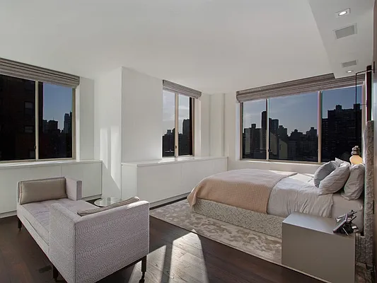 Sold by Sotheby's International Realty | media 5