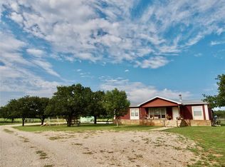 108 Primrose Ln, Graham, TX 76450