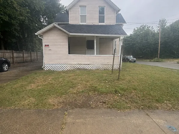 548 Vernon Odom Blvd, Akron, OH 44307