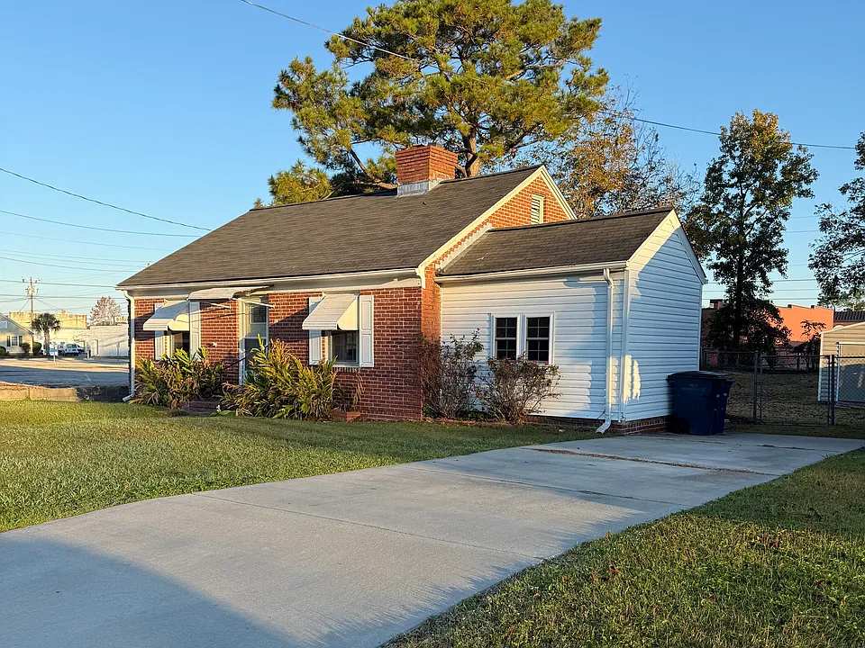 201 Canterbury Rd