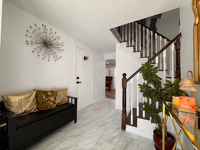 1028 Valentine Dr — Photo 24