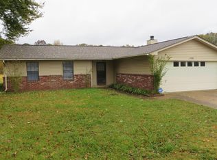 295 Flatwood Rd, London, AR 72847