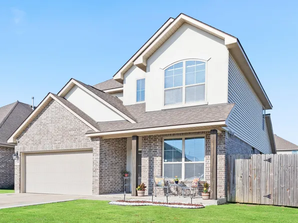 111 Bottes Ave, Youngsville, LA 70592