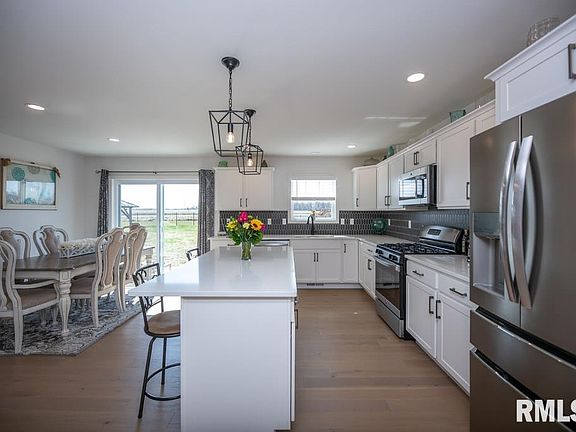 5th image of 4010 W Fiona Way