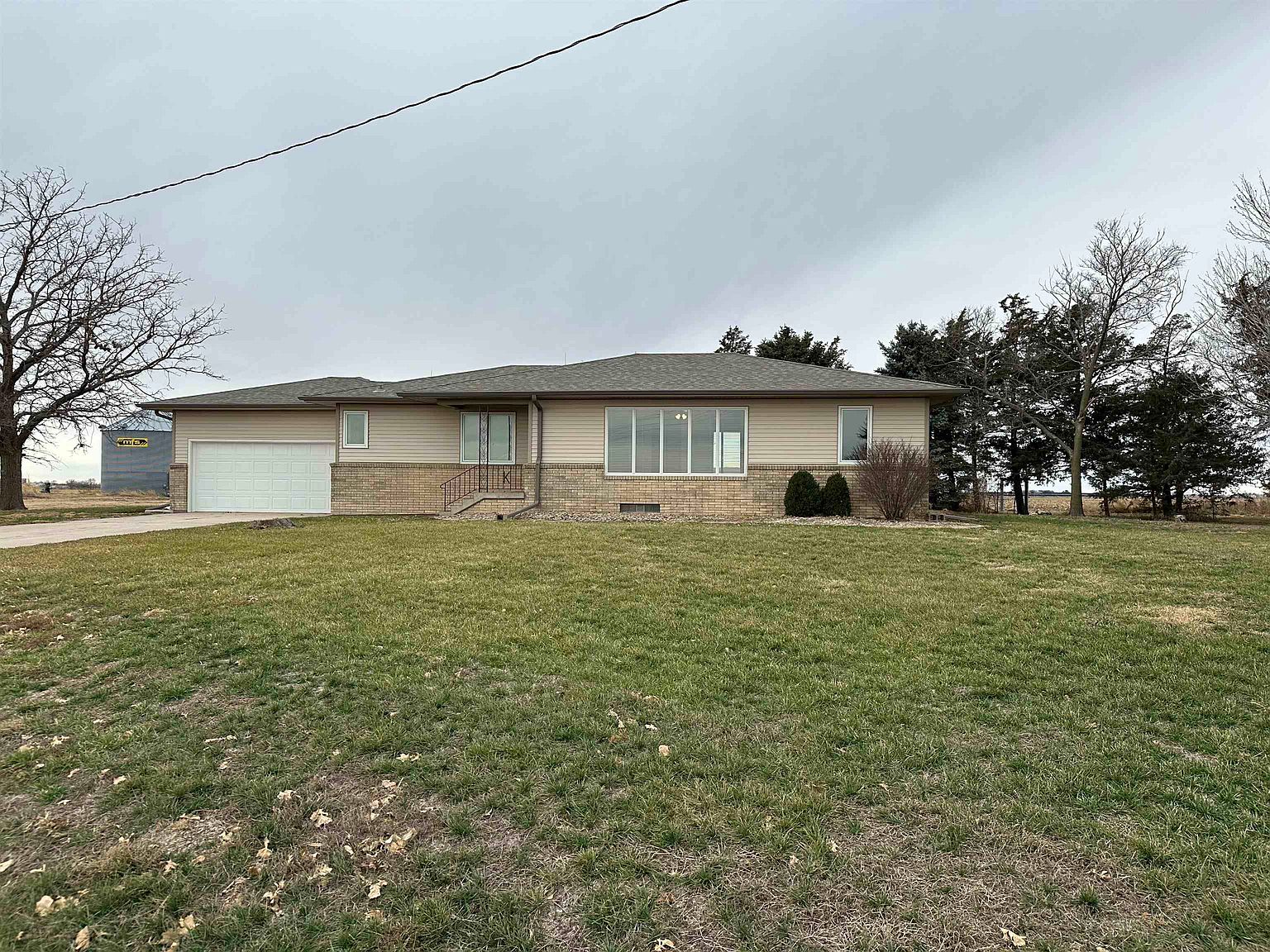 7305 W Lochland Rd, Juniata, NE 68955 Zillow