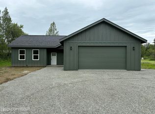 12455 E Soapstone Rd, Palmer, AK 99645