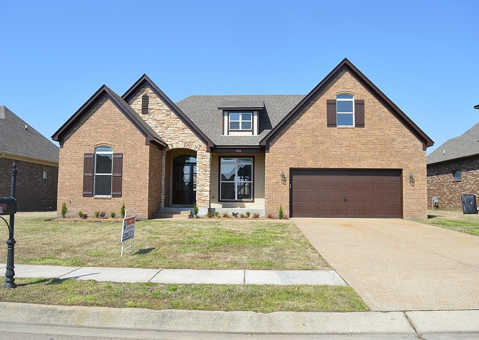 1st image of 810 Saint Johns Blvd