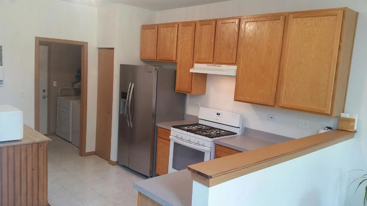2 bed, 2.5 bath, 1553 sqft, $2,395 — Photo 4