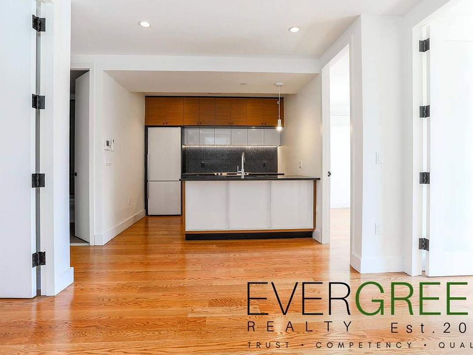 1st image of 192 Hawthorne St #2A