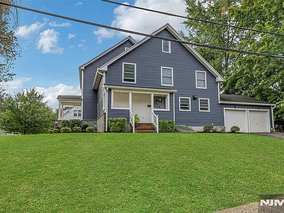 3rd image of 0-32 Saddle River Road